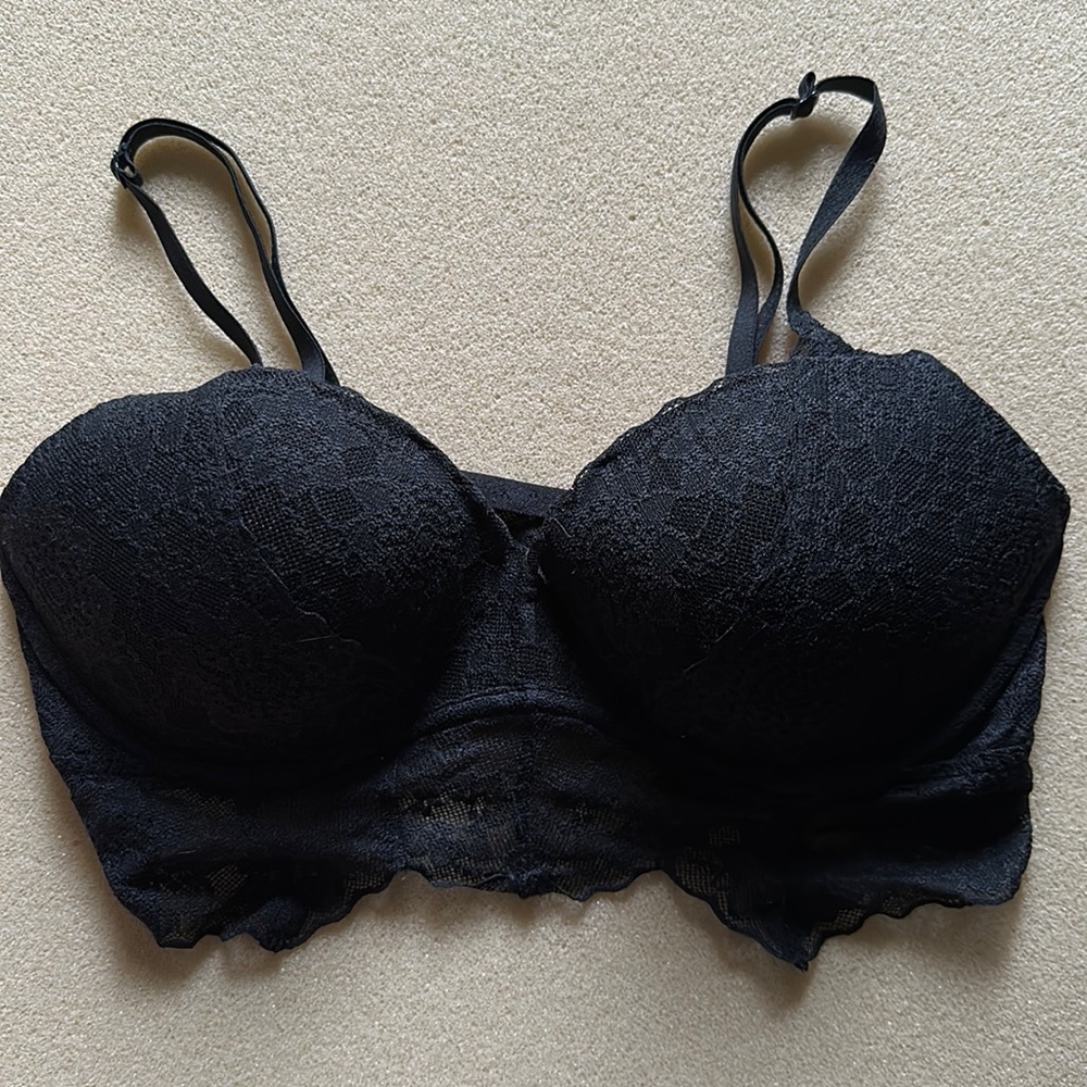 New PINK Victoria Secret Lace Push-Up Bralette (Medium)